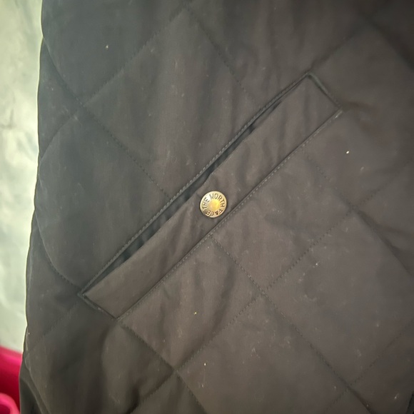 TNF jackets - Picture 5 of 8